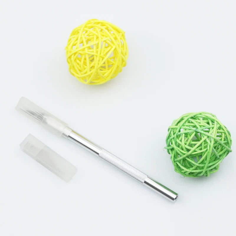 Ex-Acto Knife with 6 Blades